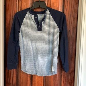🍄Gap little boys Henley GUC